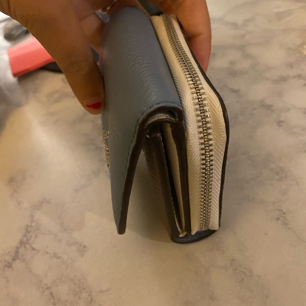 Wallet - Picture 4 of 5